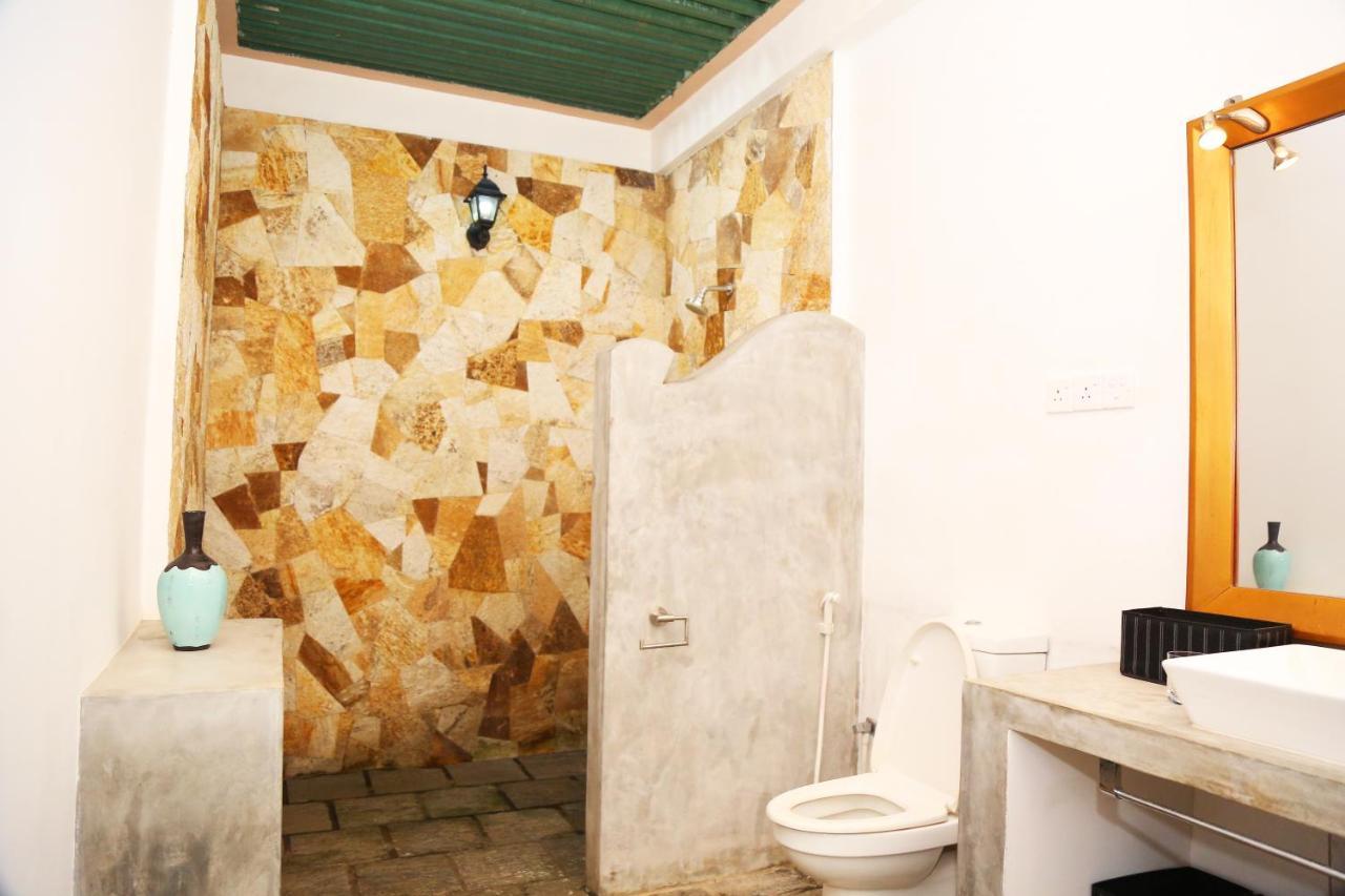 Kurulu Garden Hotel Ahungalla Buitenkant foto