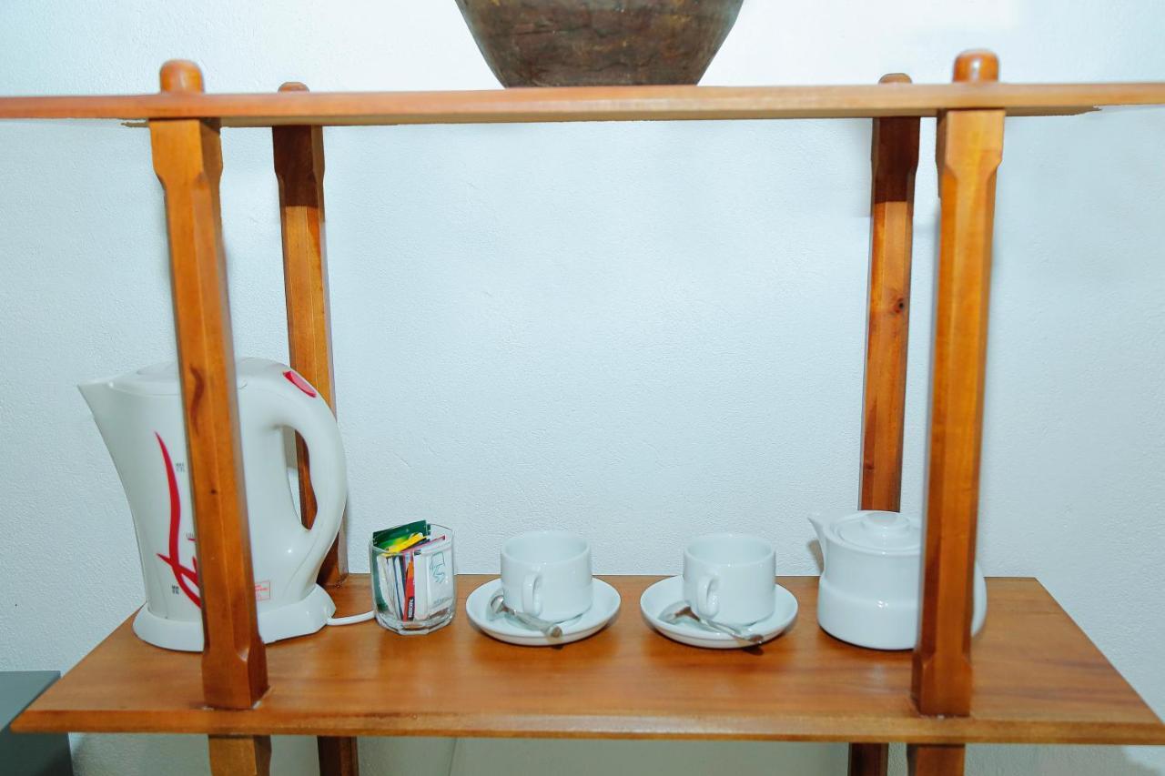Kurulu Garden Hotel Ahungalla Buitenkant foto