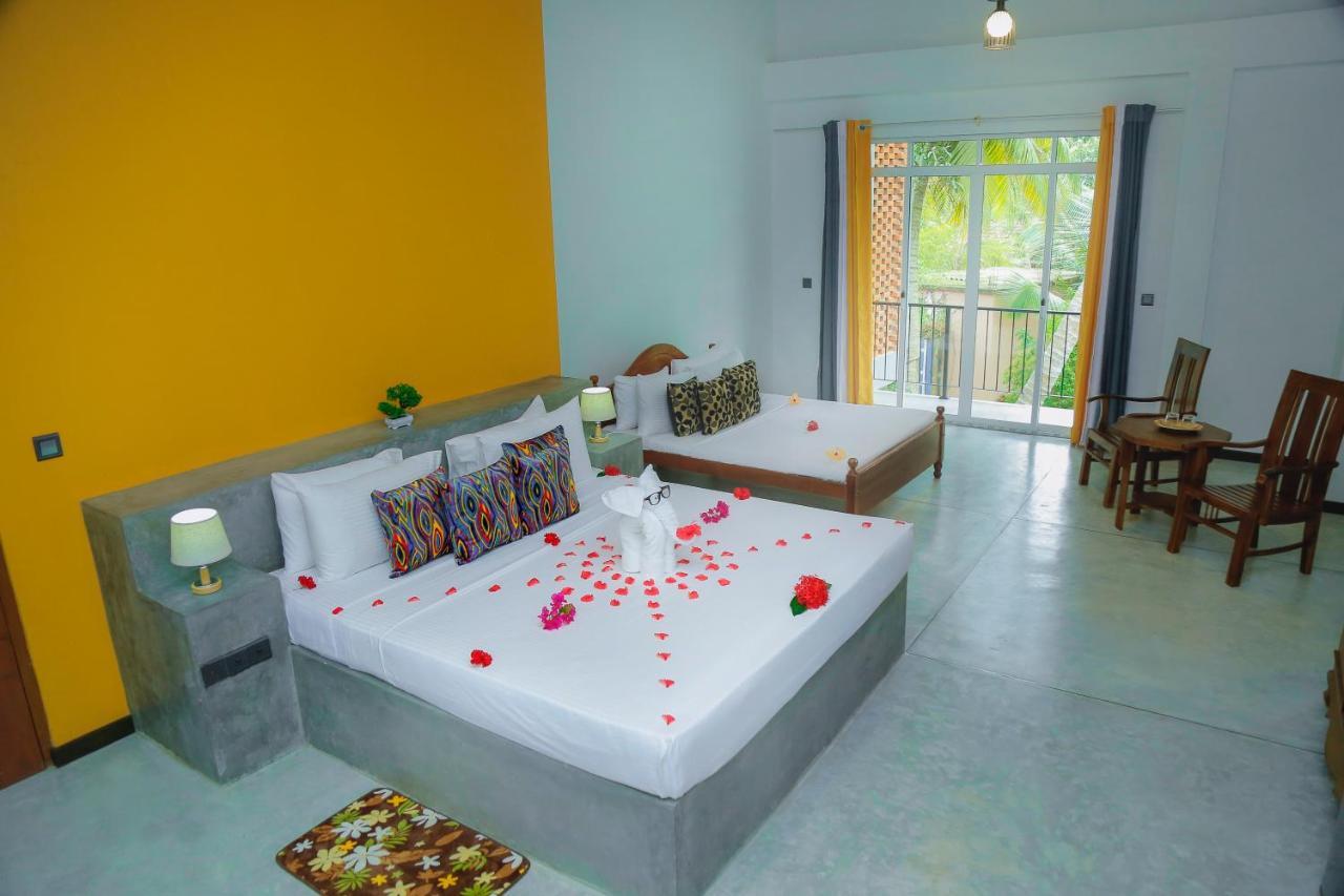 Kurulu Garden Hotel Ahungalla Buitenkant foto