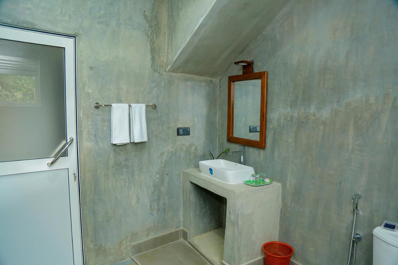 Kurulu Garden Hotel Ahungalla Buitenkant foto